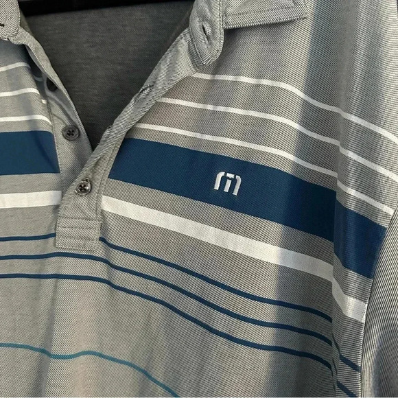 Size XXL Men’s Travis Matthew Grey and Blue Polo Shirt - Picture 2 of 3